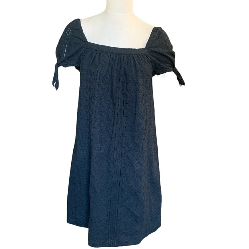 Universal Thread Eyelet Tie-Sleeve Shift Sundress M Black 61B